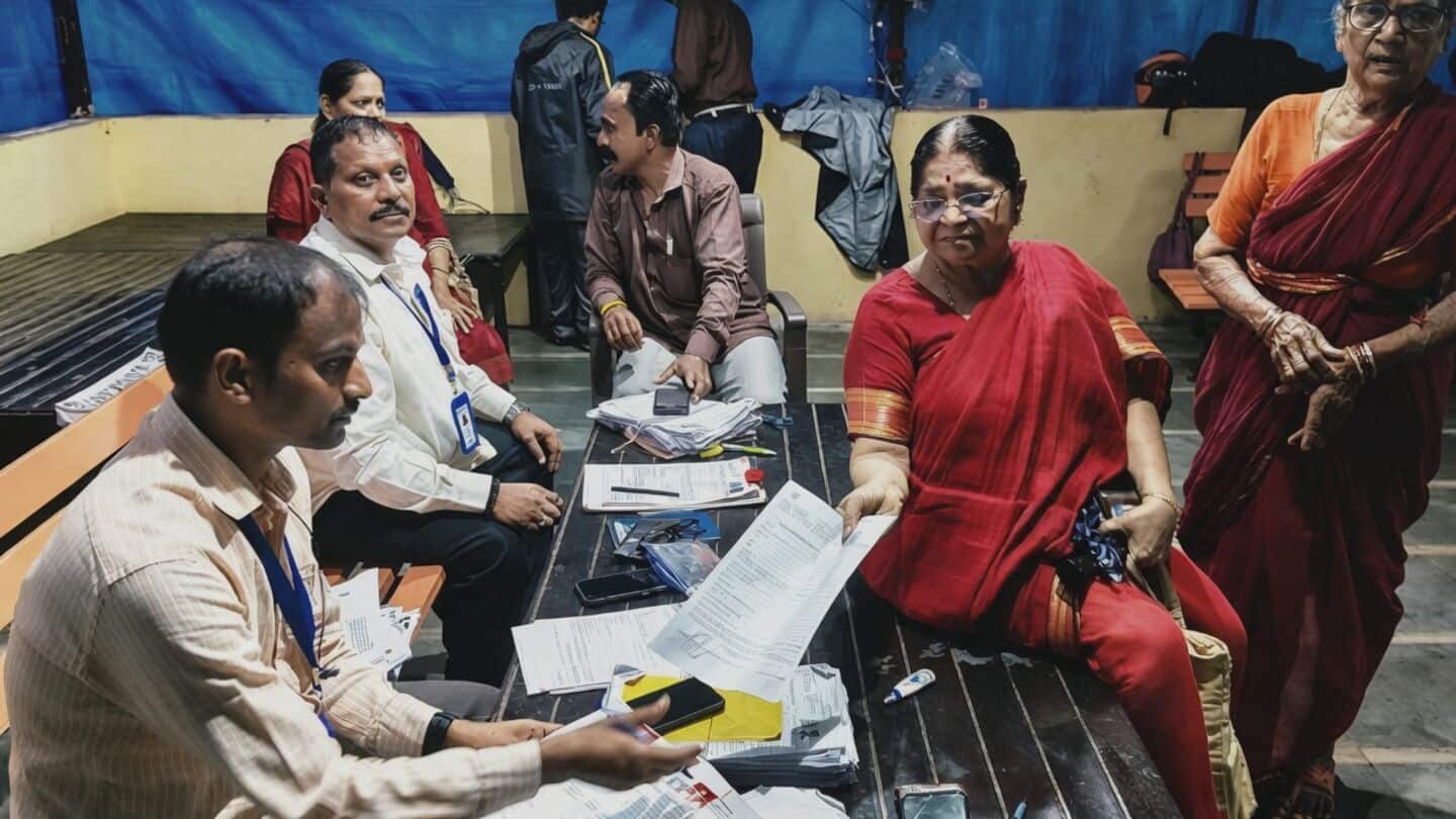 Election Commission trims rolls, 55.75 million fewer registered voters