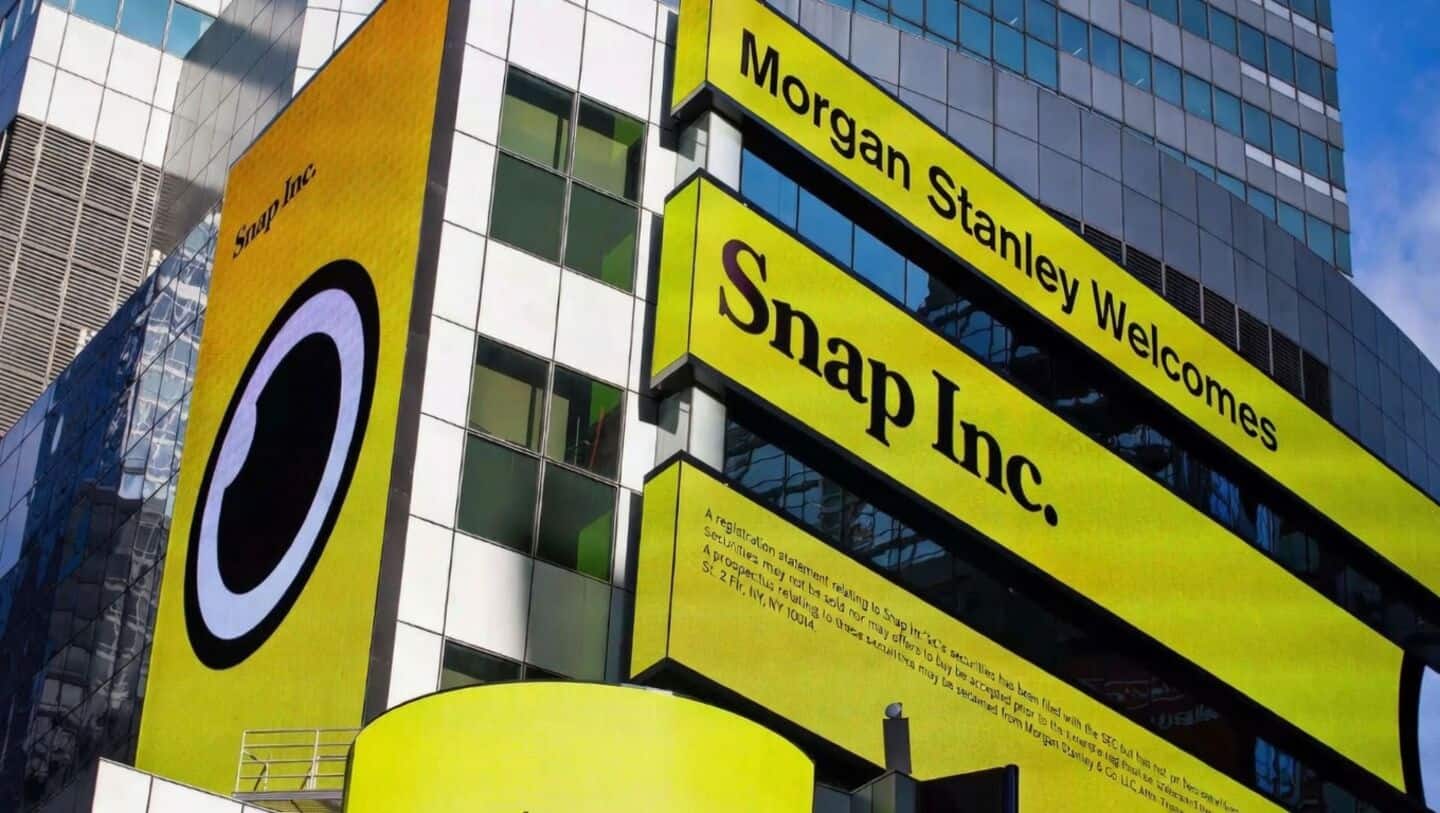 Snap Inc. cuts about 1,000 jobs, prioritizes AI, targets $500 million