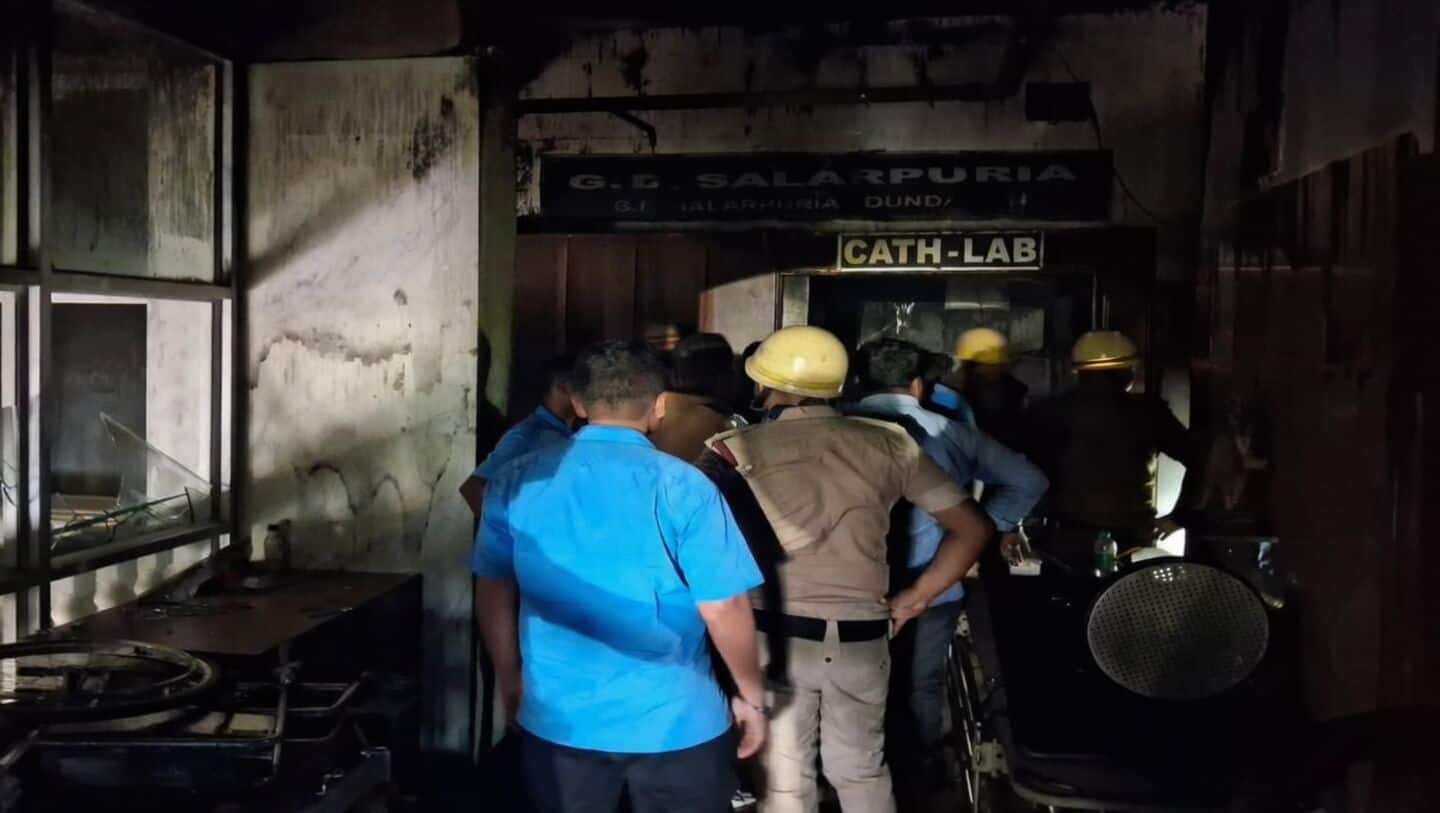 Anandalok Hospital fire in Salt Lake evacuates 70 patients safely