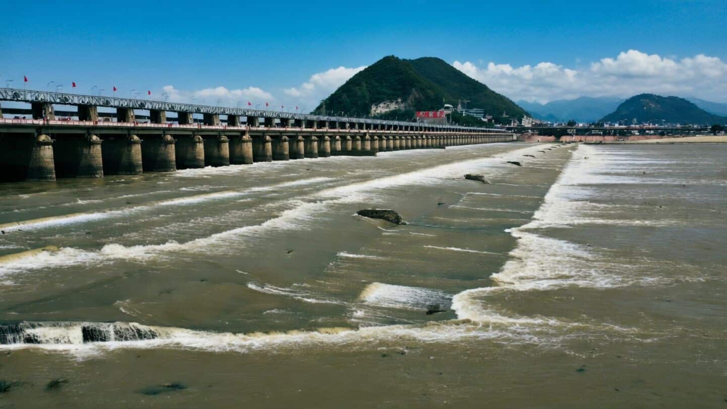 India reservoirs 72% full this week while regional gaps persist