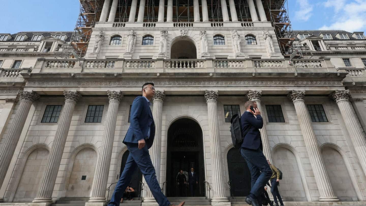 Bank of England warns of AI debt and market shocks