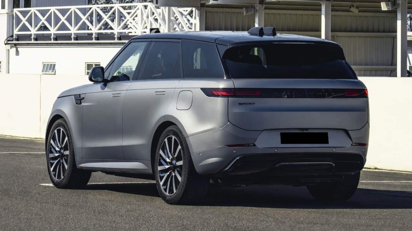 Land Rover to launch electric Range Rover Sport late 2026