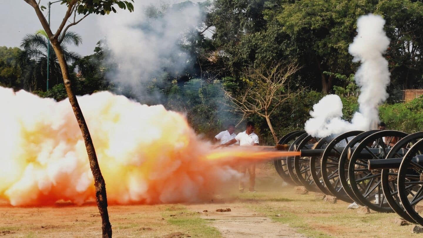 Mysuru Dasara elephants undergo cannon-firing drill ahead of Jamboo Savari