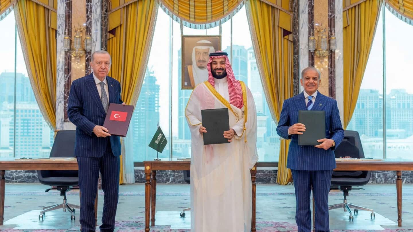 Saudi Arabia, Turkey and Pakistan form Mecca Joint Defence Agreement