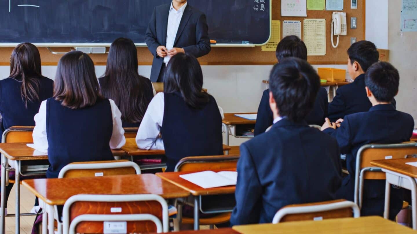Parliamentary report: nearly 3-quarters of Indian students leave before higher-secondary