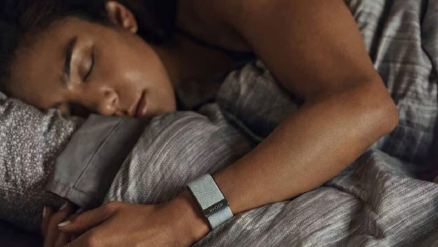 Google reportedly launching screenless Fitbit band later this year