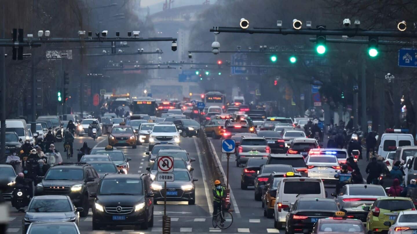 China's draft would hold manufacturers liable for autonomous vehicle violations