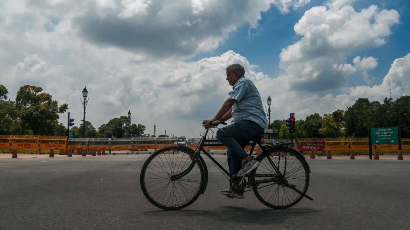 IMD warns Delhi-NCR of rain, thunderstorms and gusty winds today