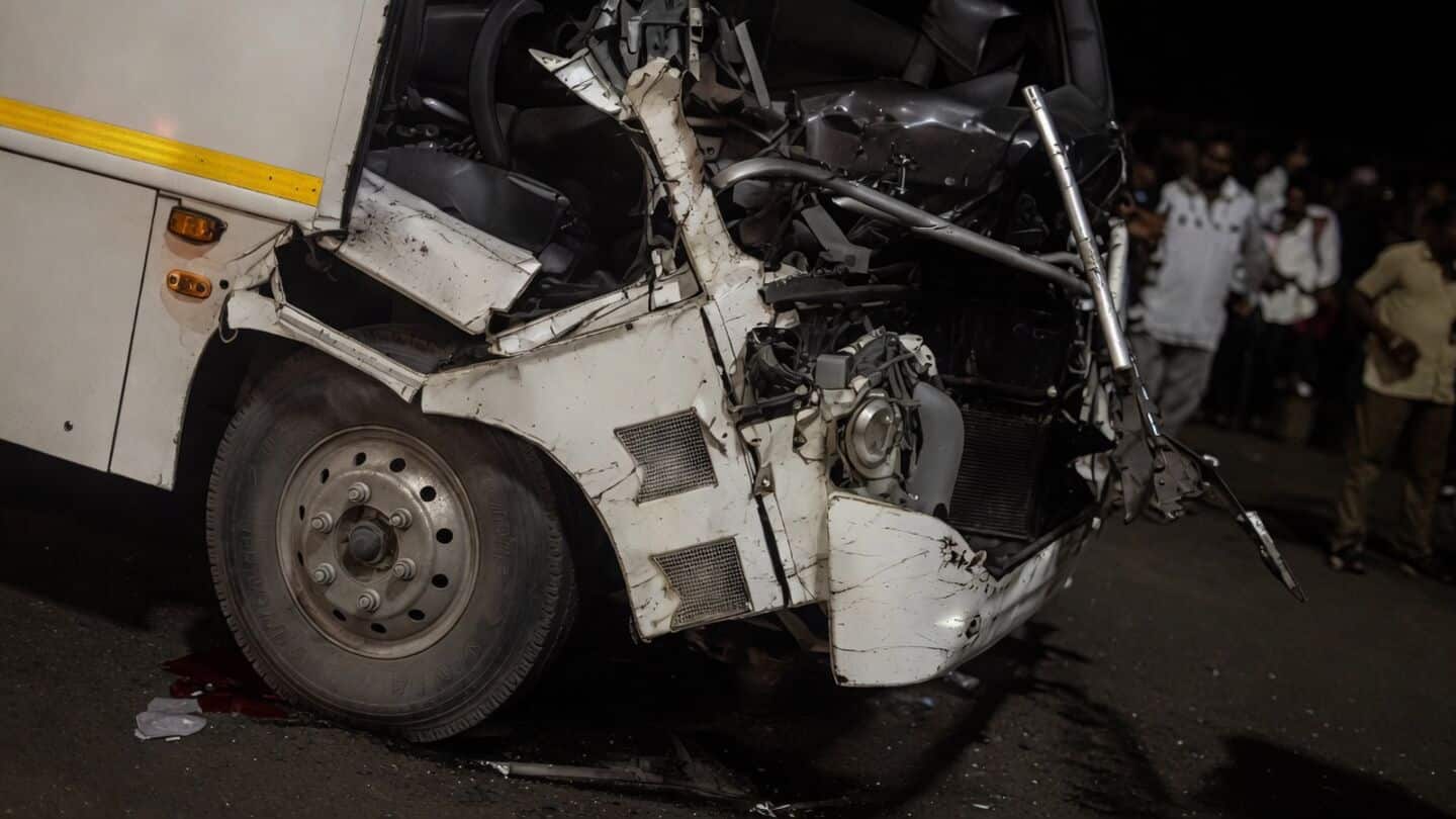 Weekend bus accidents in Noida and Greater Noida injure 2