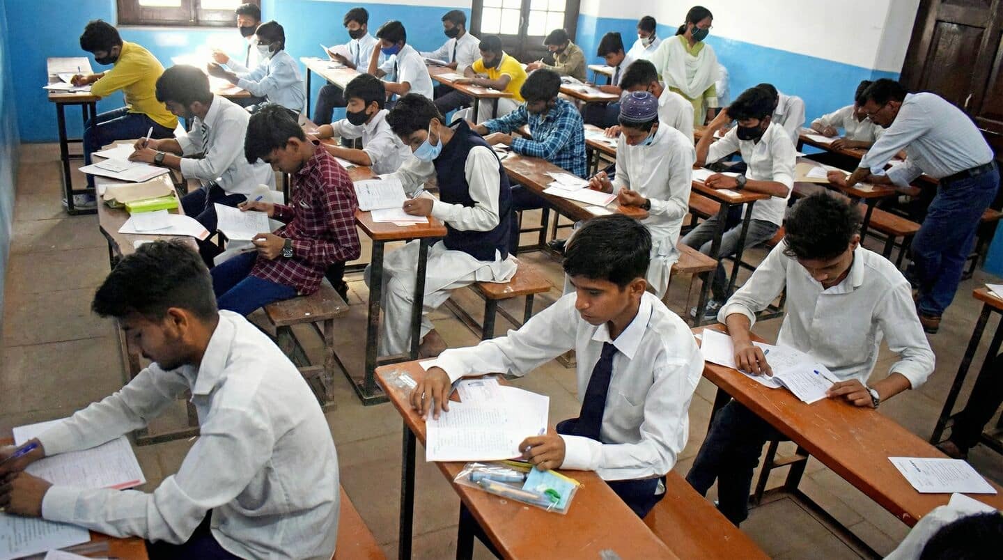 Maharashtra: 81 staff members suspended for aiding students in cheating