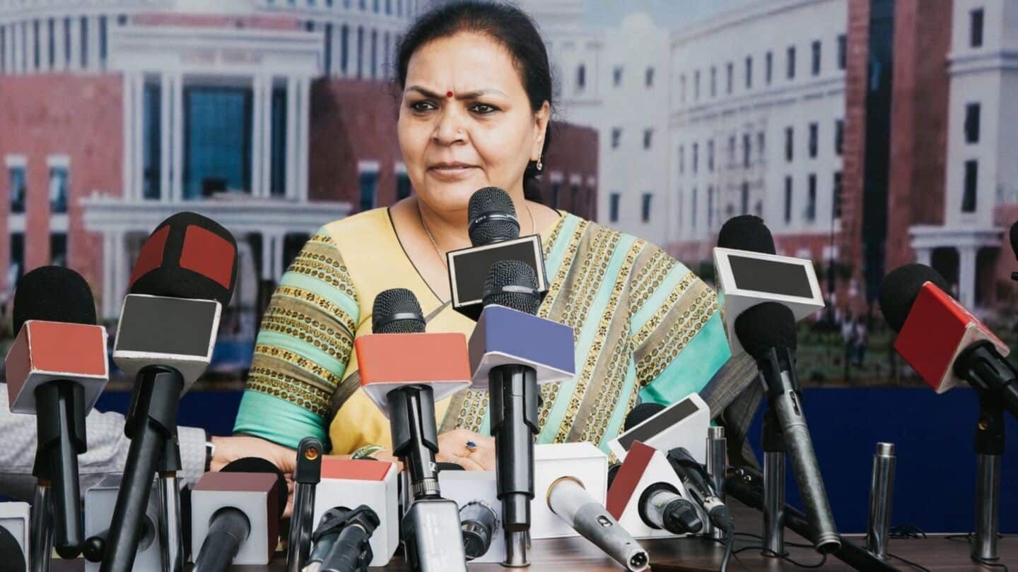 Dipika Pandey Singh meets students, promises action on recruitment exams