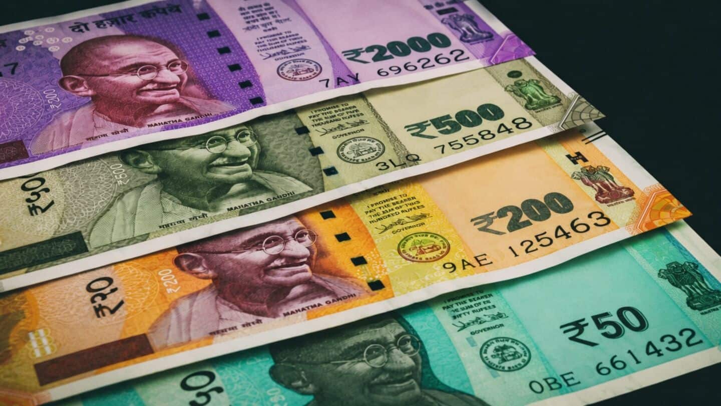 Rupee posts 3rd straight gain to 94.80 after RBI support