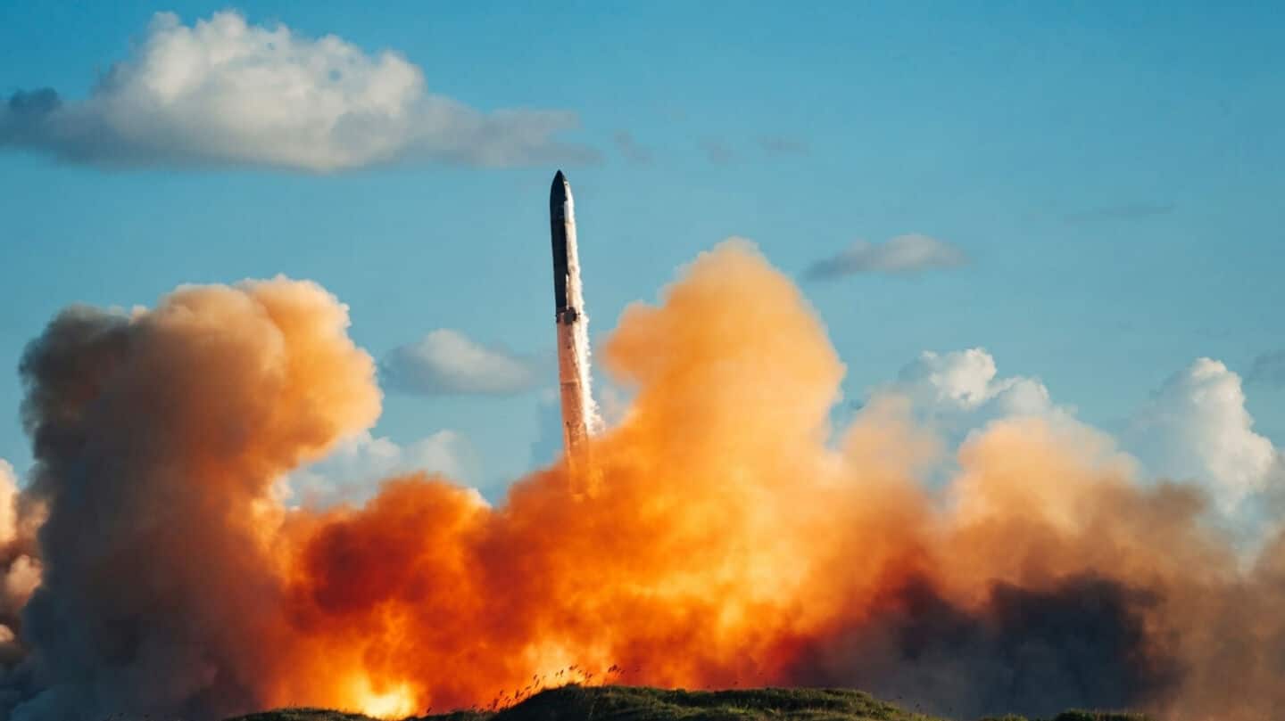 FAA tells SpaceX to determine cause before further Starship tests