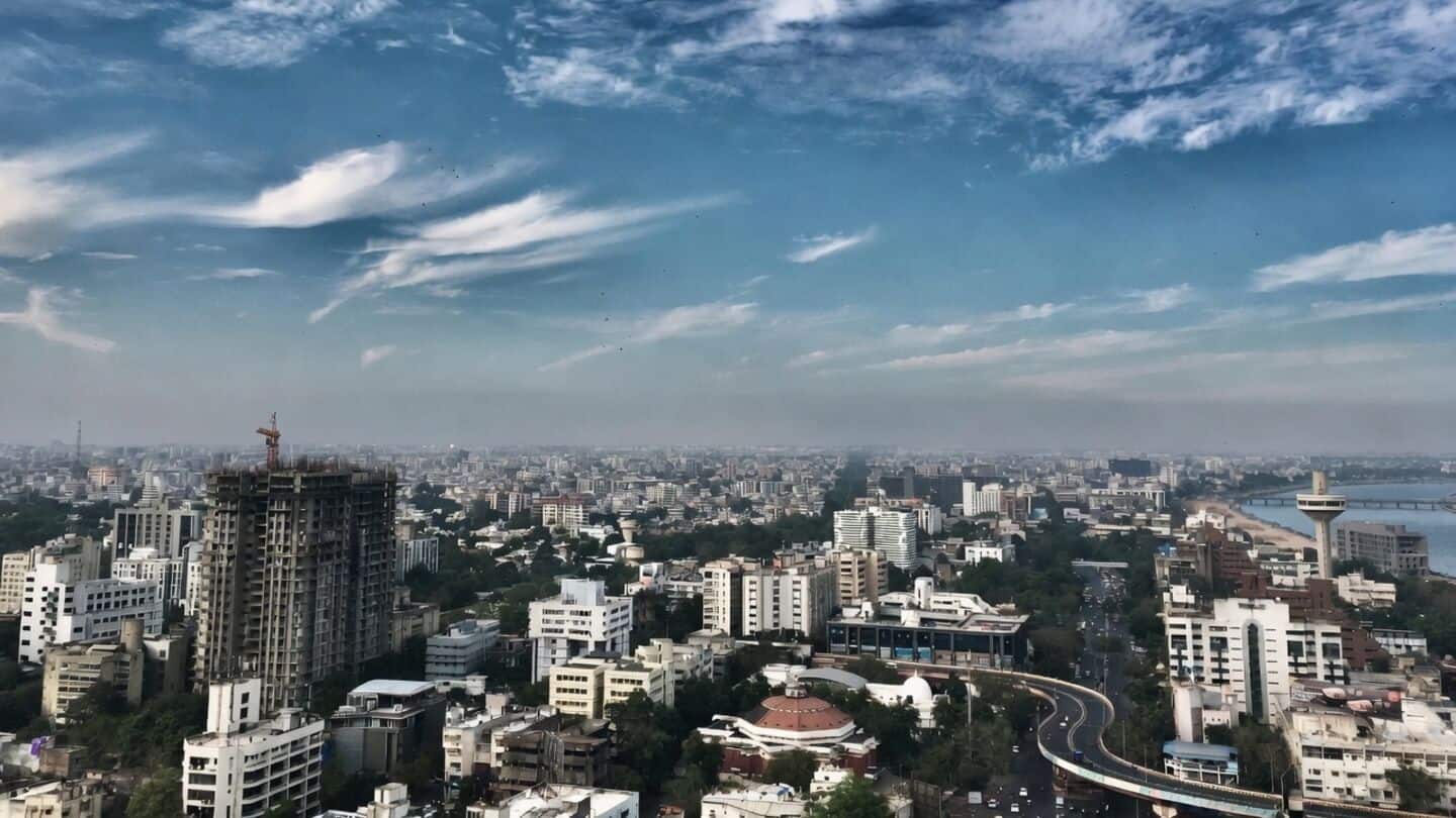 AlphaGeo ranking names Chicago most resilient, Ahmedabad highest climate risk