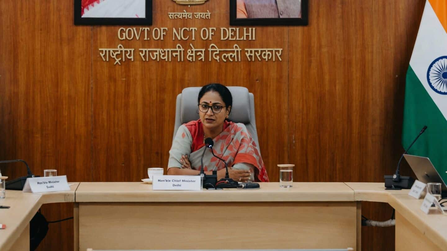 Delhi installs cameras at vehicle testing centers to fight pollution