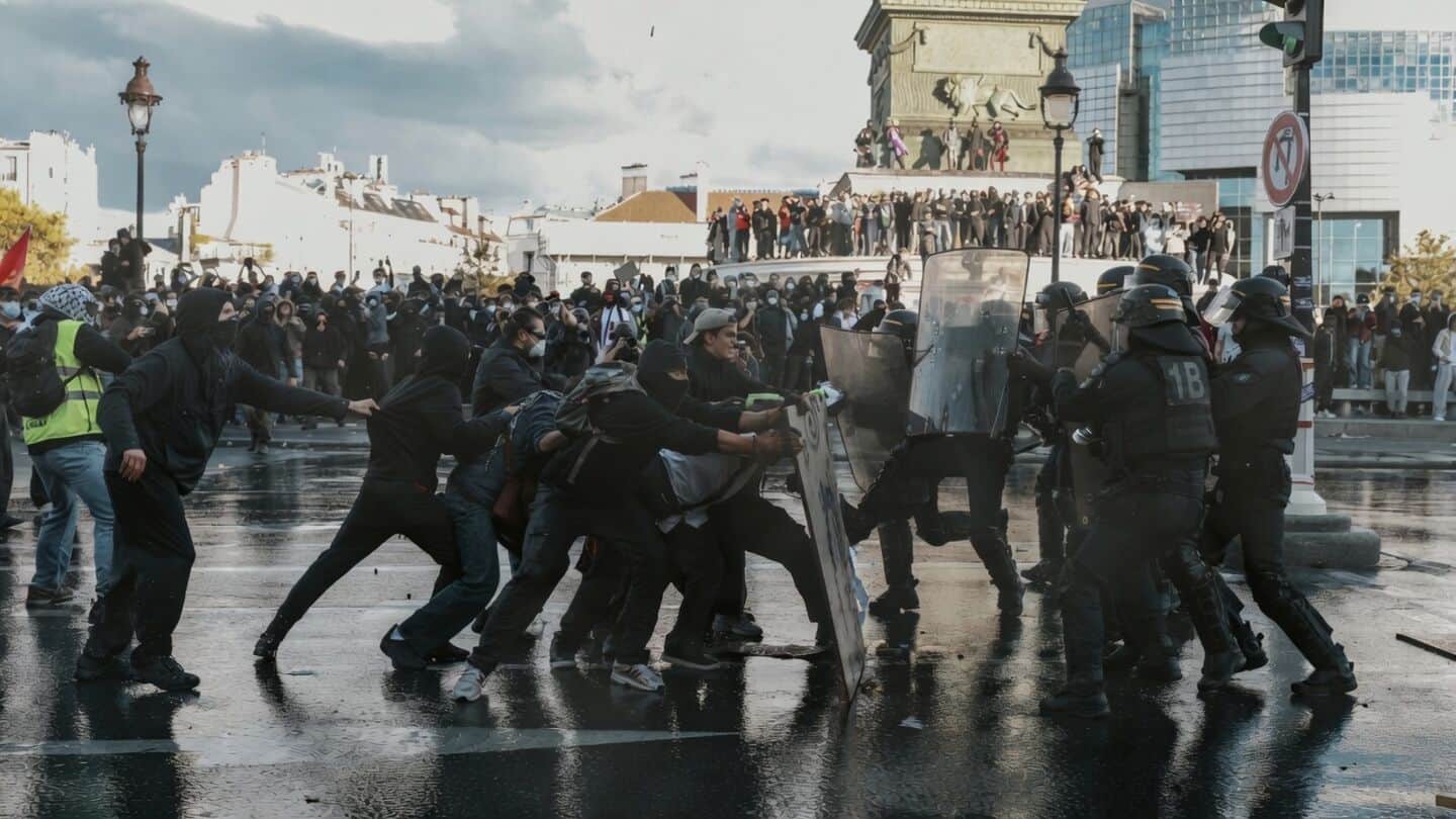 French students plan protests after police clashes, U.N. urges calm