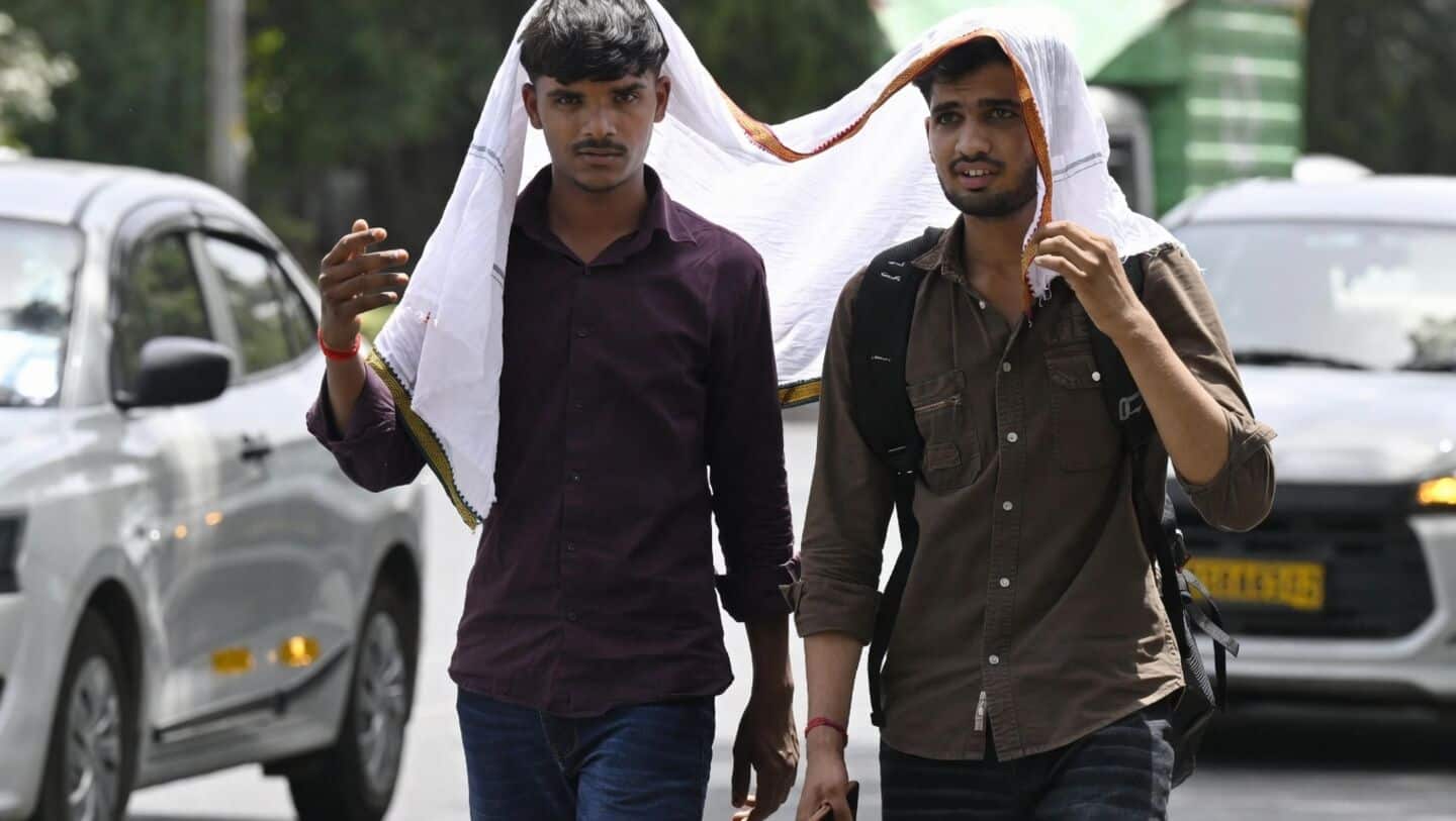 दिल्ली में गर्मी का तांडव: 12 साल की सबसे गर्म रात, दिन में 44 डिग्री का यलो अलर्ट