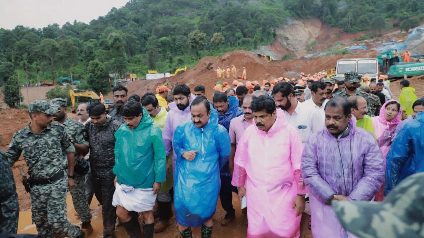 Kerala Chief Minister V.D. Satheesan visits Kalladi to oversee rescue