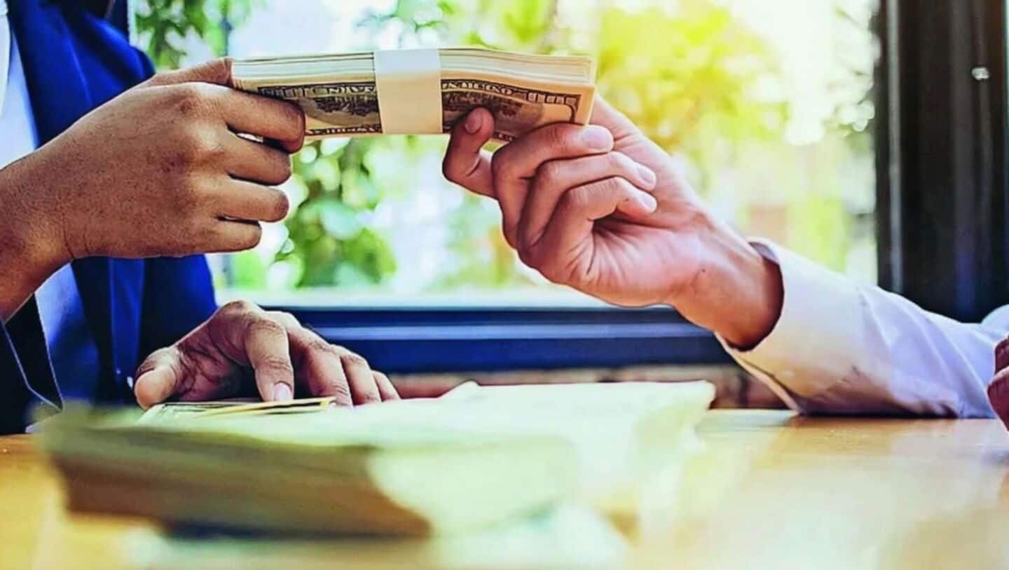 Indian firms' March foreign borrowings plunge 51% to $5.43bn