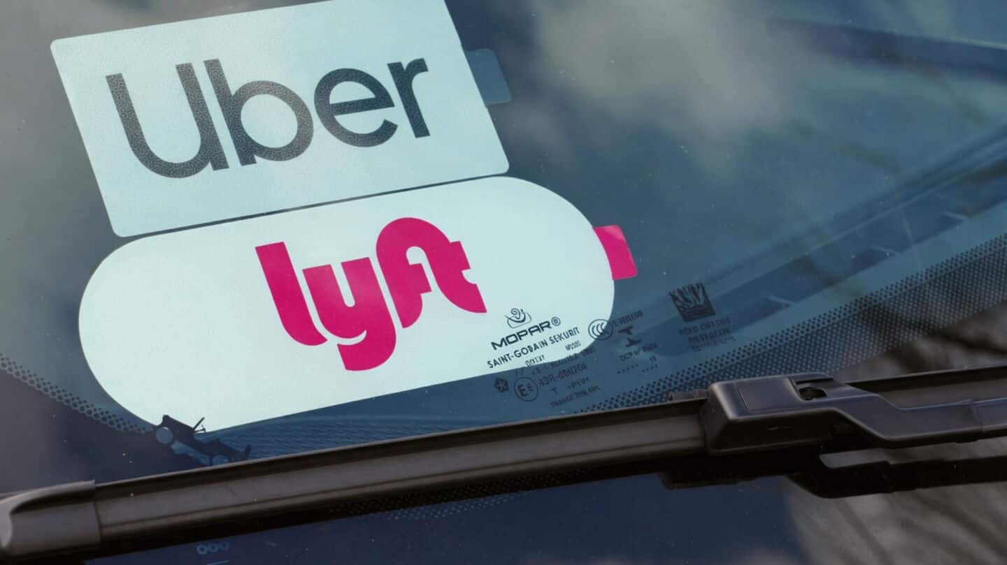 Consumer Reports finds Uber and Lyft use AI for pricing