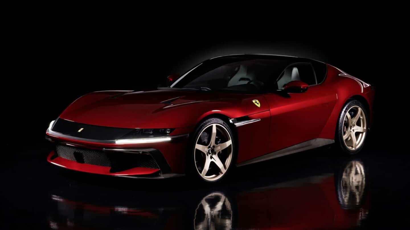 Ferrari unveils 12Cilindri Manuale 6.42cr, 1st manual in 14 years