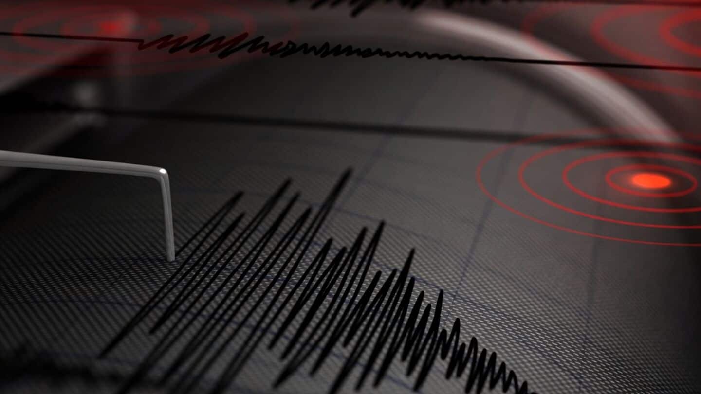 Panama experiences magnitude 5.5 quake after twin 7.7 quakes