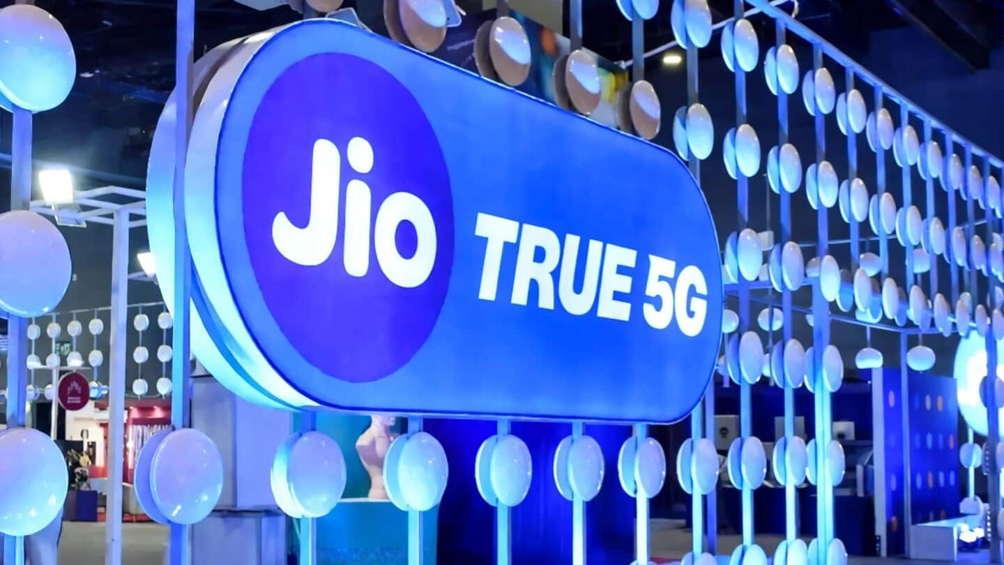 Jio launches mega anniversary plan at ₹3,599 with 2.5GB daily
