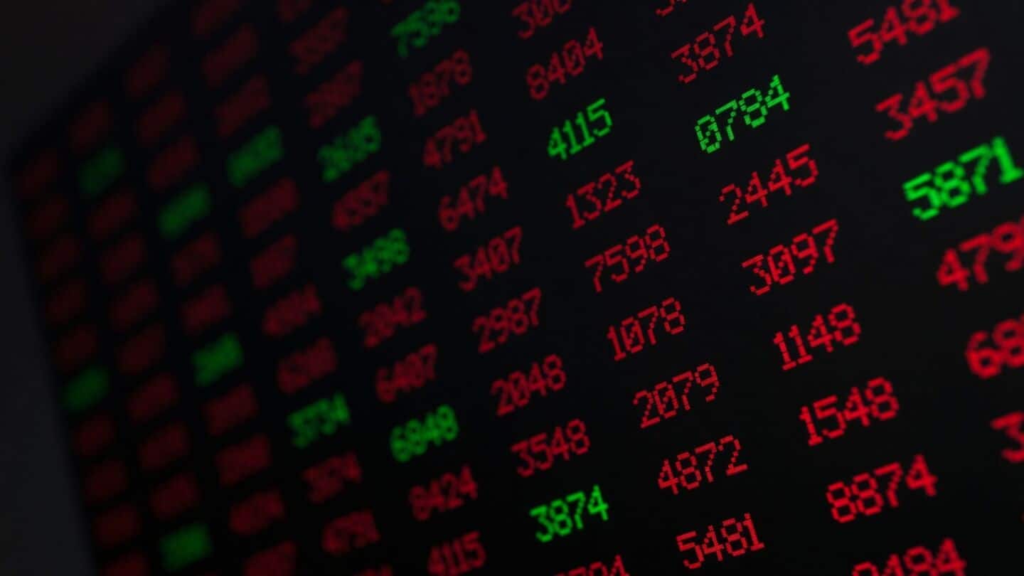 India IT sector falls 2% after Accenture forecast, AI concerns