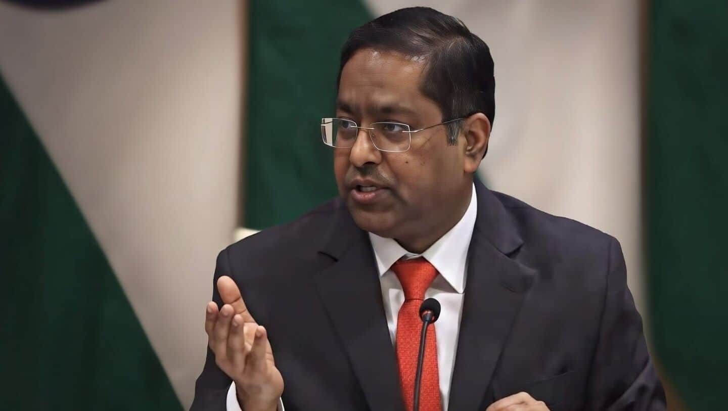 Jaishankar, Iran FM discuss safe passage of ships, energy security