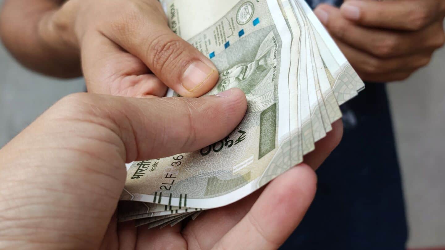 Indian household spending rises nearly 6% to ₹169L/cr in 2024-25