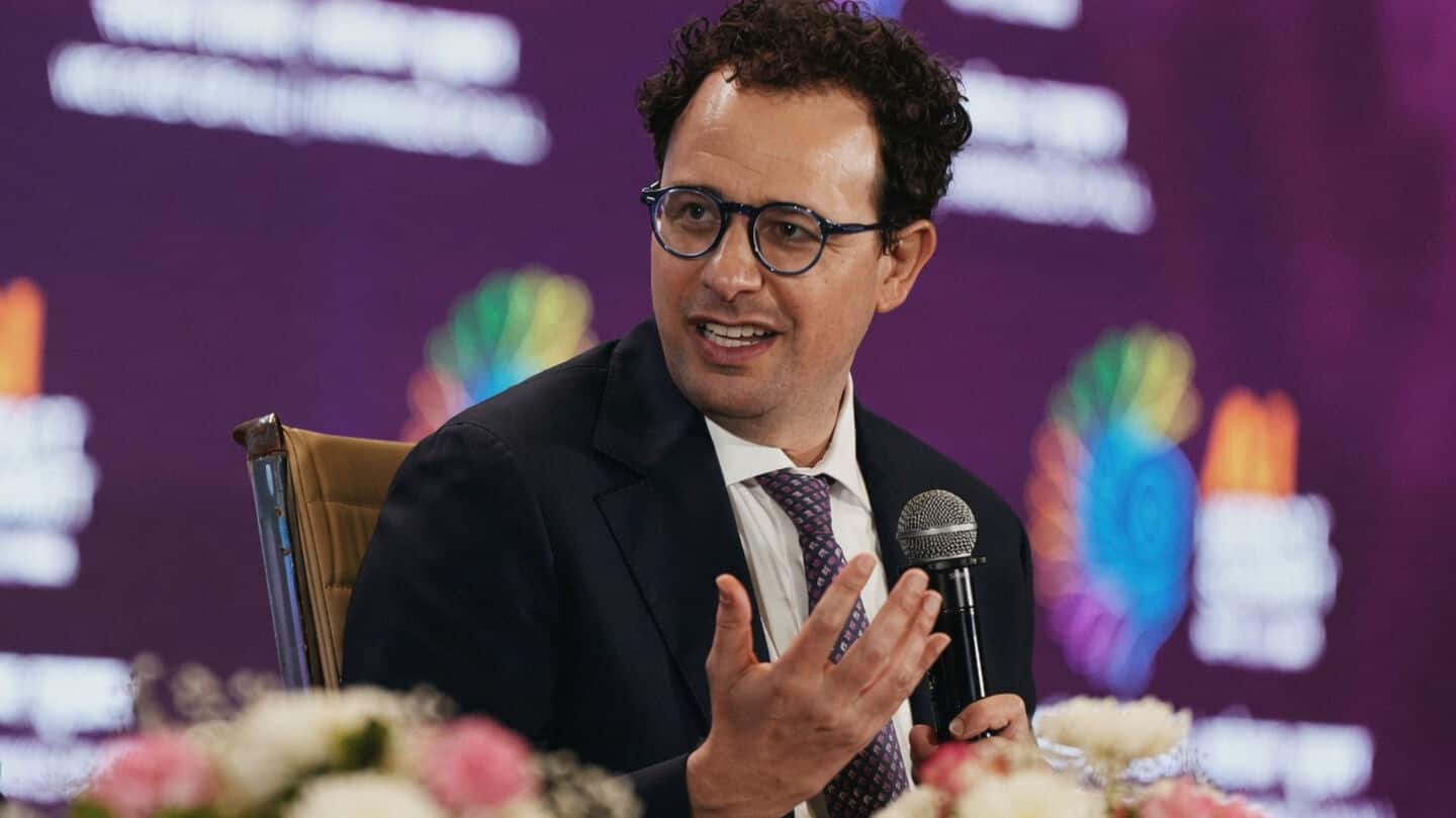 Anthropic CEO Dario Amodei urges embedded evaluators for AI monitoring