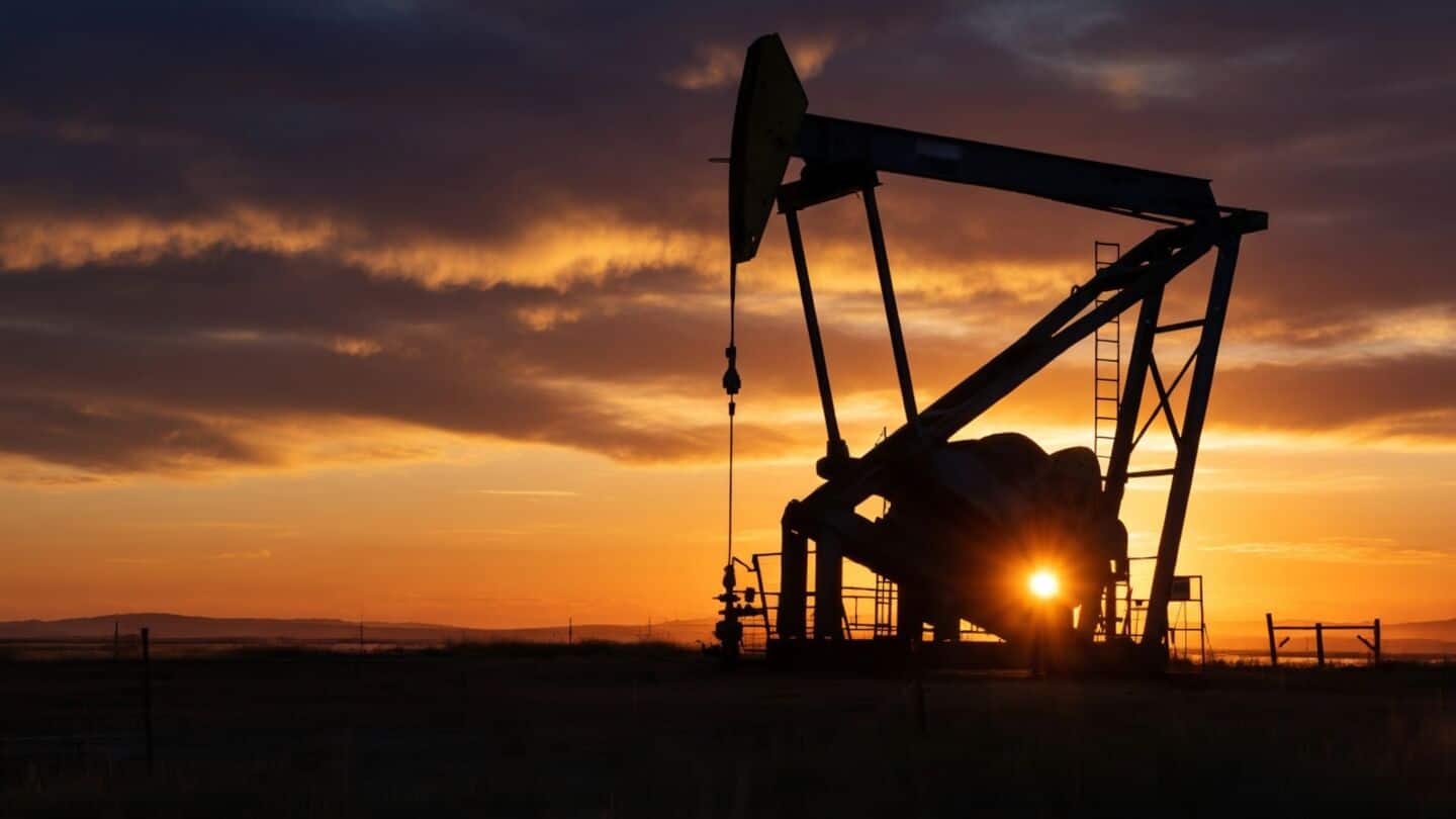 Indian oil companies snap up October November crude amid tensions