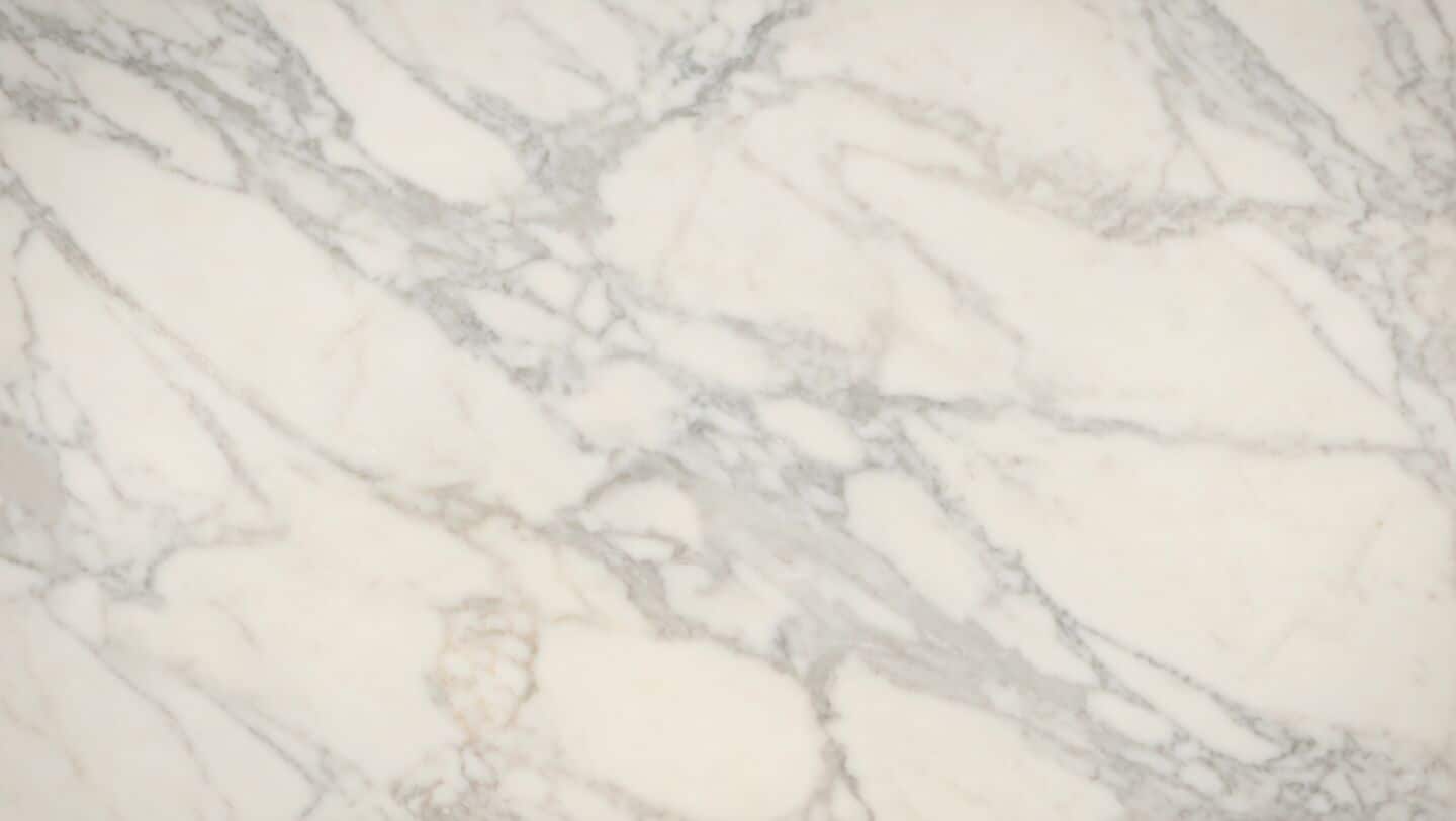 Bengali filmmaker Srijato Bandyopadhyay meets with car accident