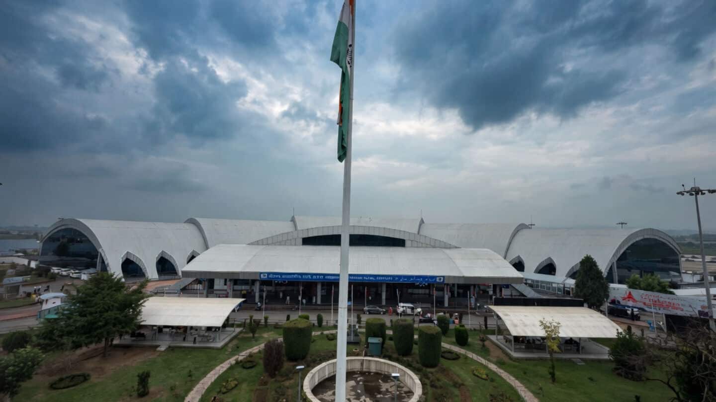 Srinagar airport runway maintenance closes Mondays Tuesdays July 2026