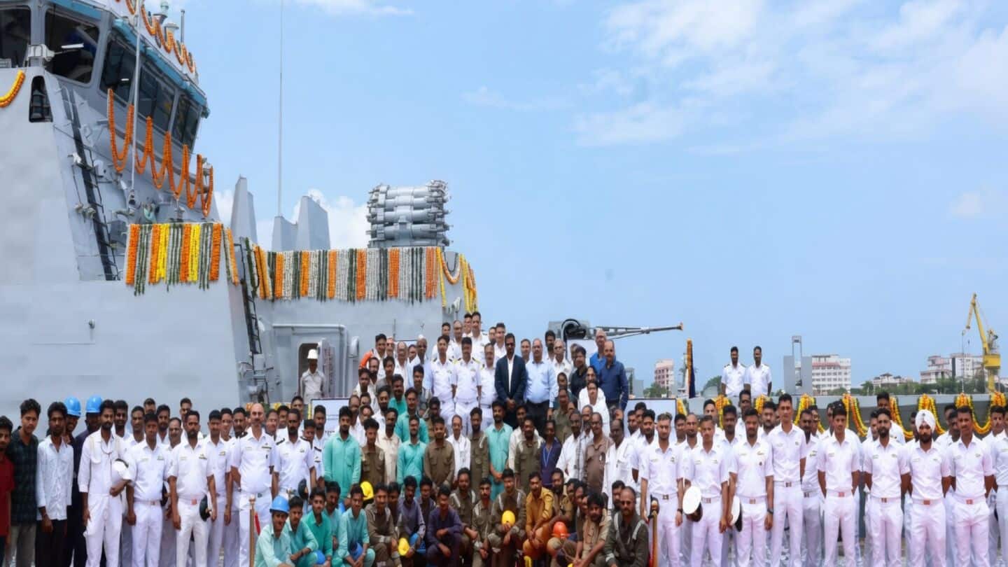 Ministry of Defense hails Cochin Shipyard's delivery of INS Mangrol