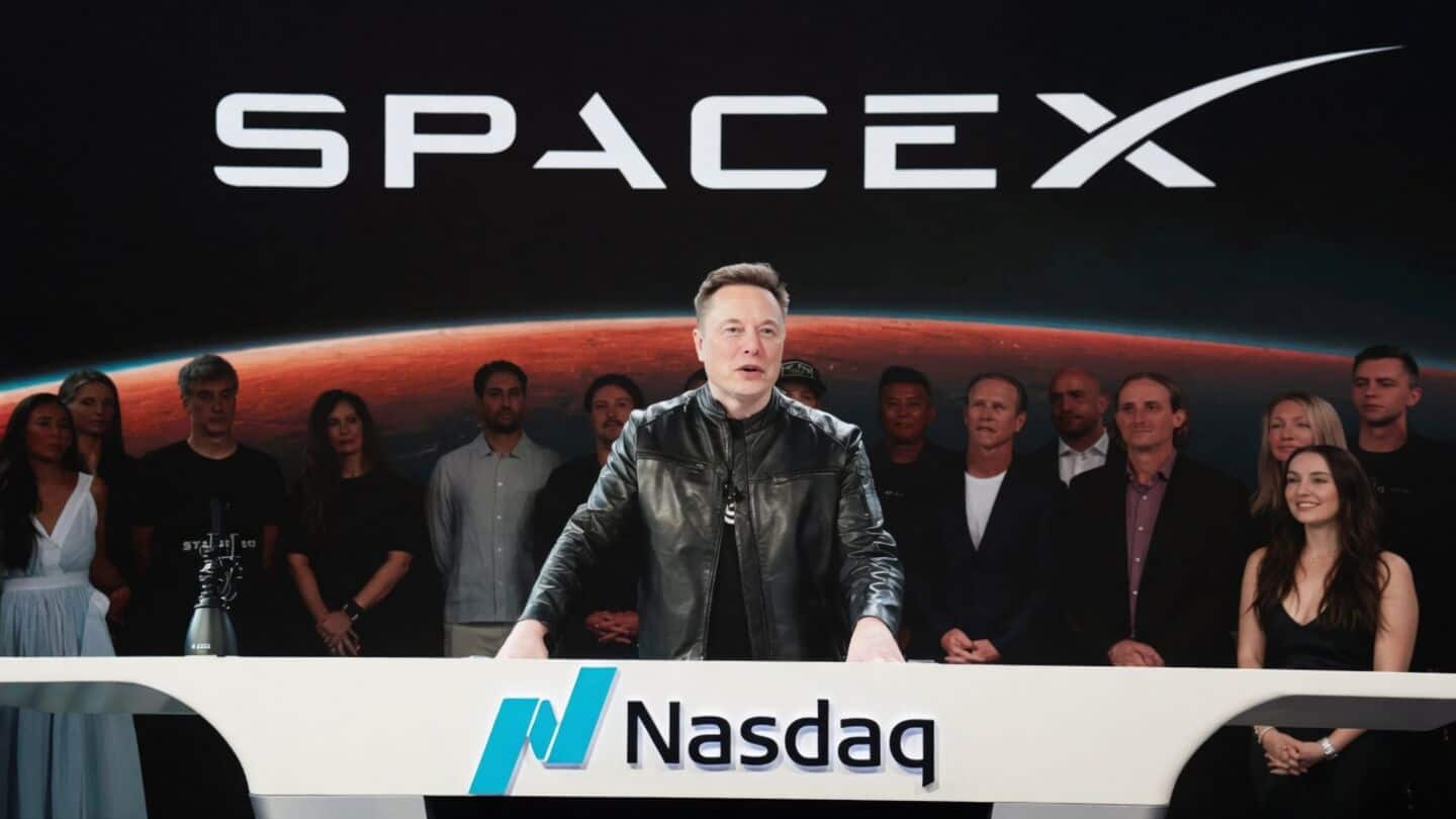 SpaceX stock drops to $137.68 after $225 debut rally