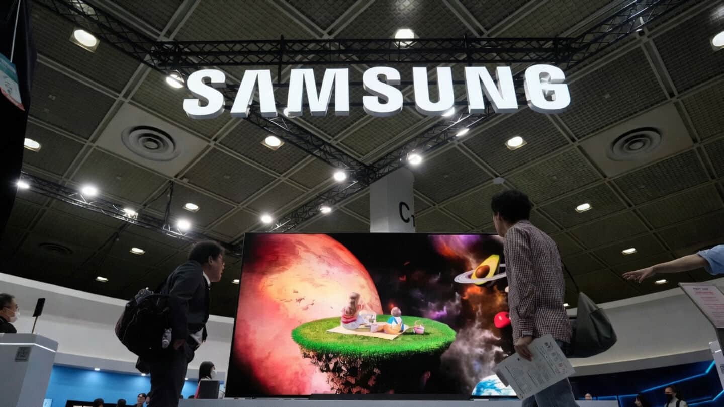 Samsung agrees $338,000 average chip division worker bonus, averting strike