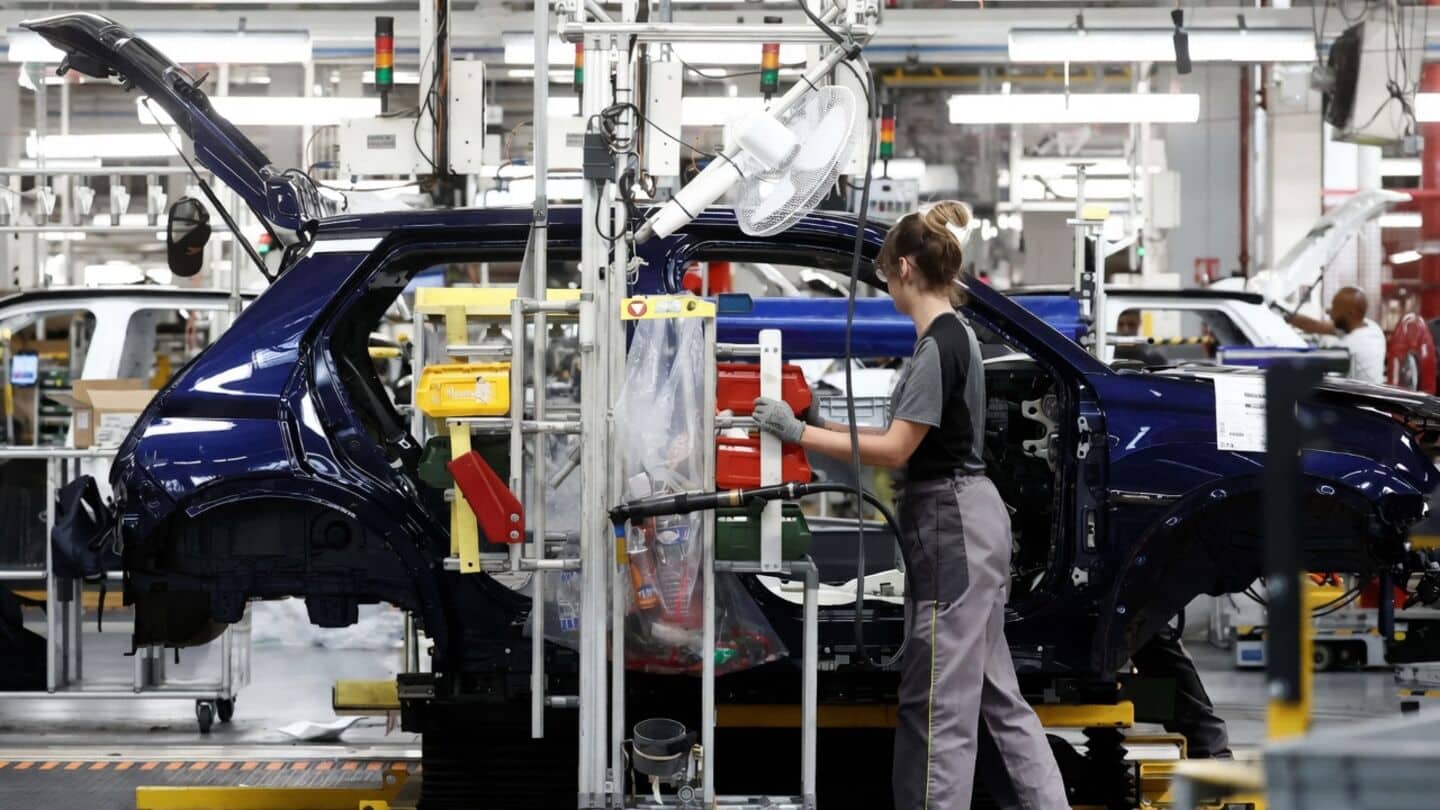 ISM: US manufacturing PMI at 55.6, strongest since May 2022
