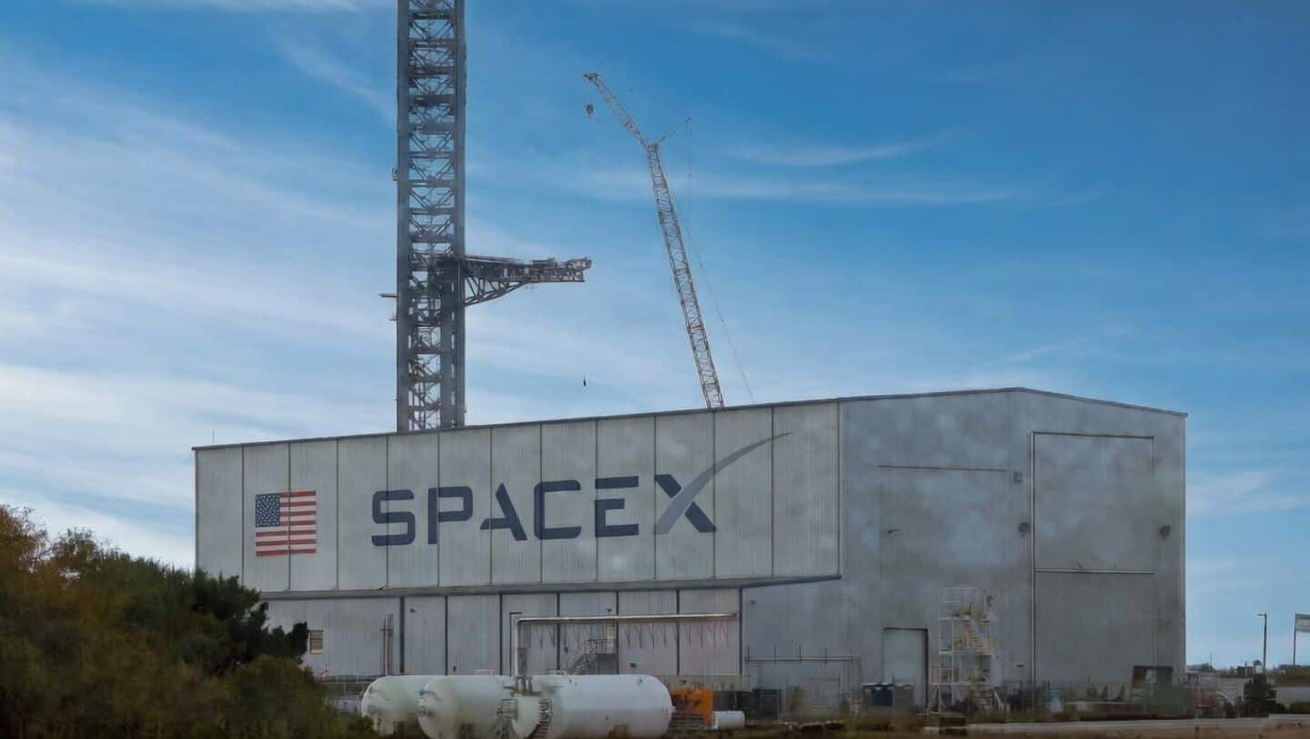SpaceX moves up employee share access to April before IPO