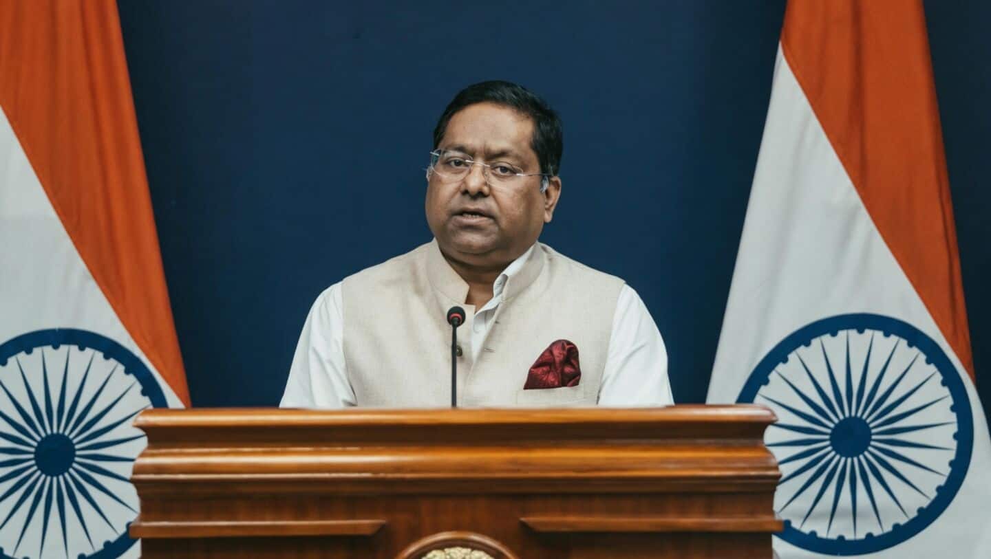 India and Bangladesh coordinate to verify nationalities and repatriate migrants