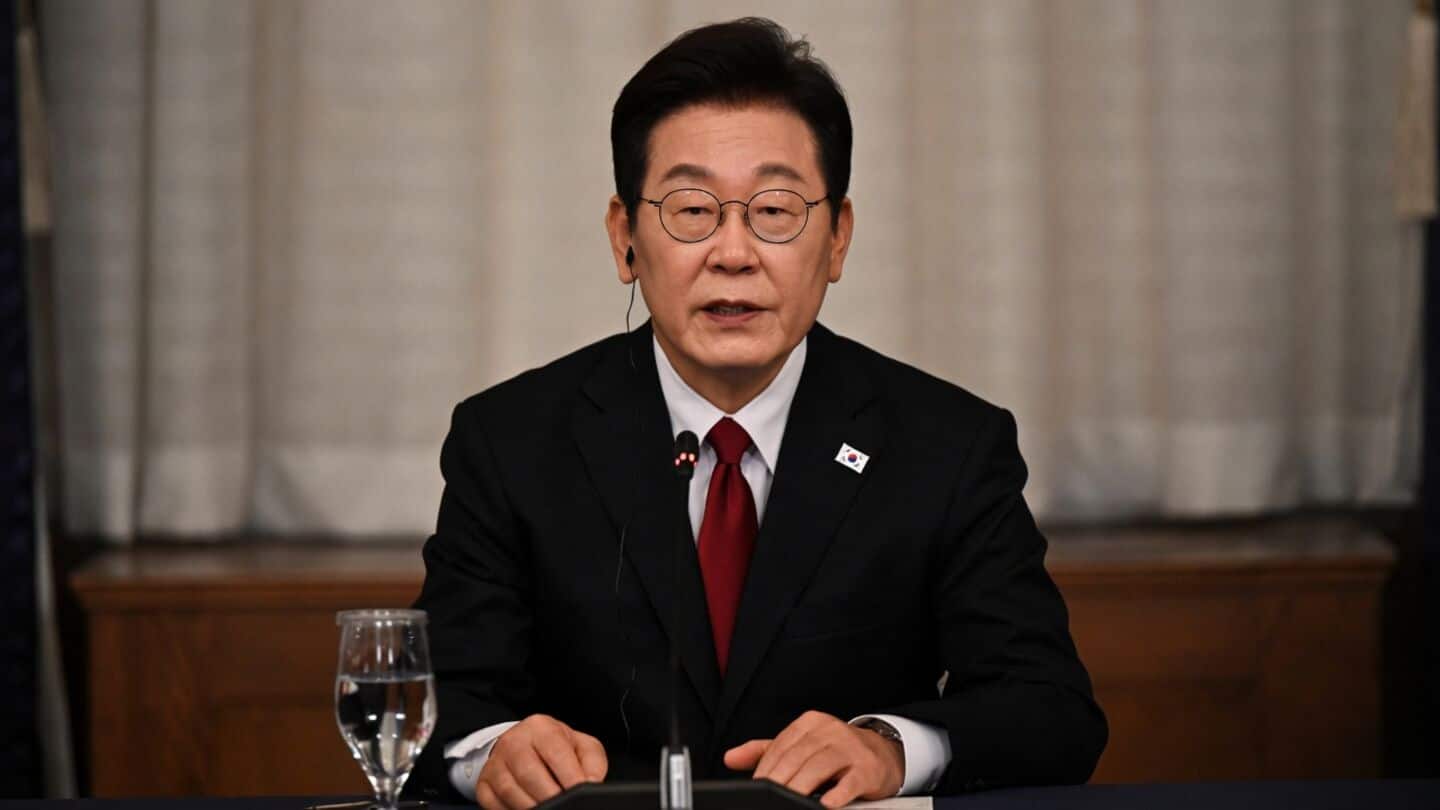 Samsung, SK Group poised to announce $1.3tn Korea tech investment