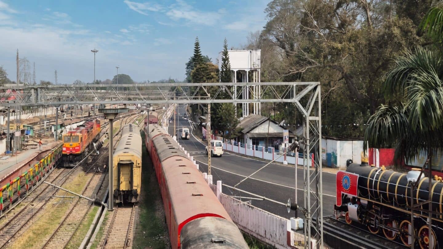 Railways cancel around 200 trains in Delhi over EC protests