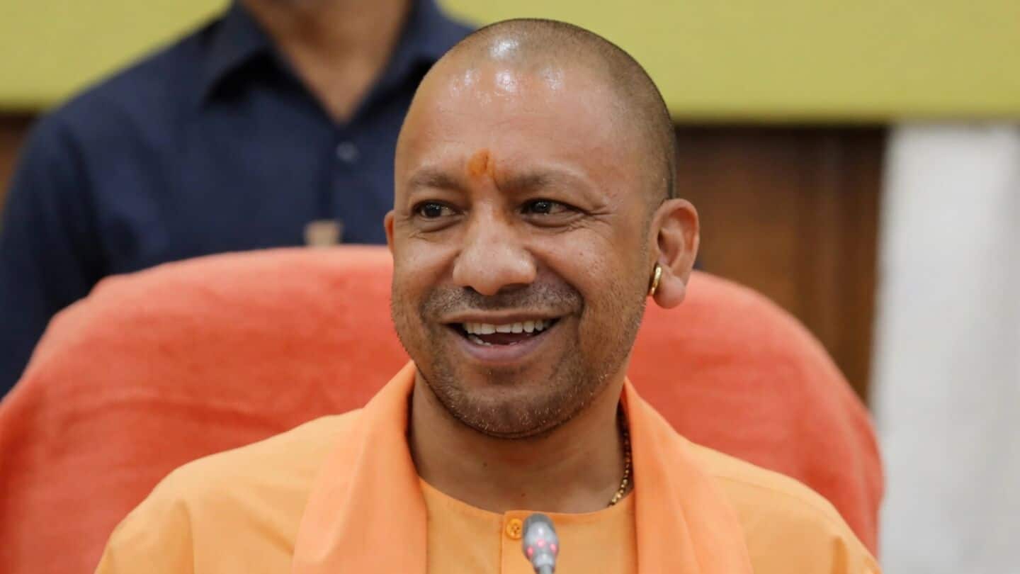 Yogi Adityanath welcomes Kanwariyas in Meerut, reviews Kanwar Yatra arrangements