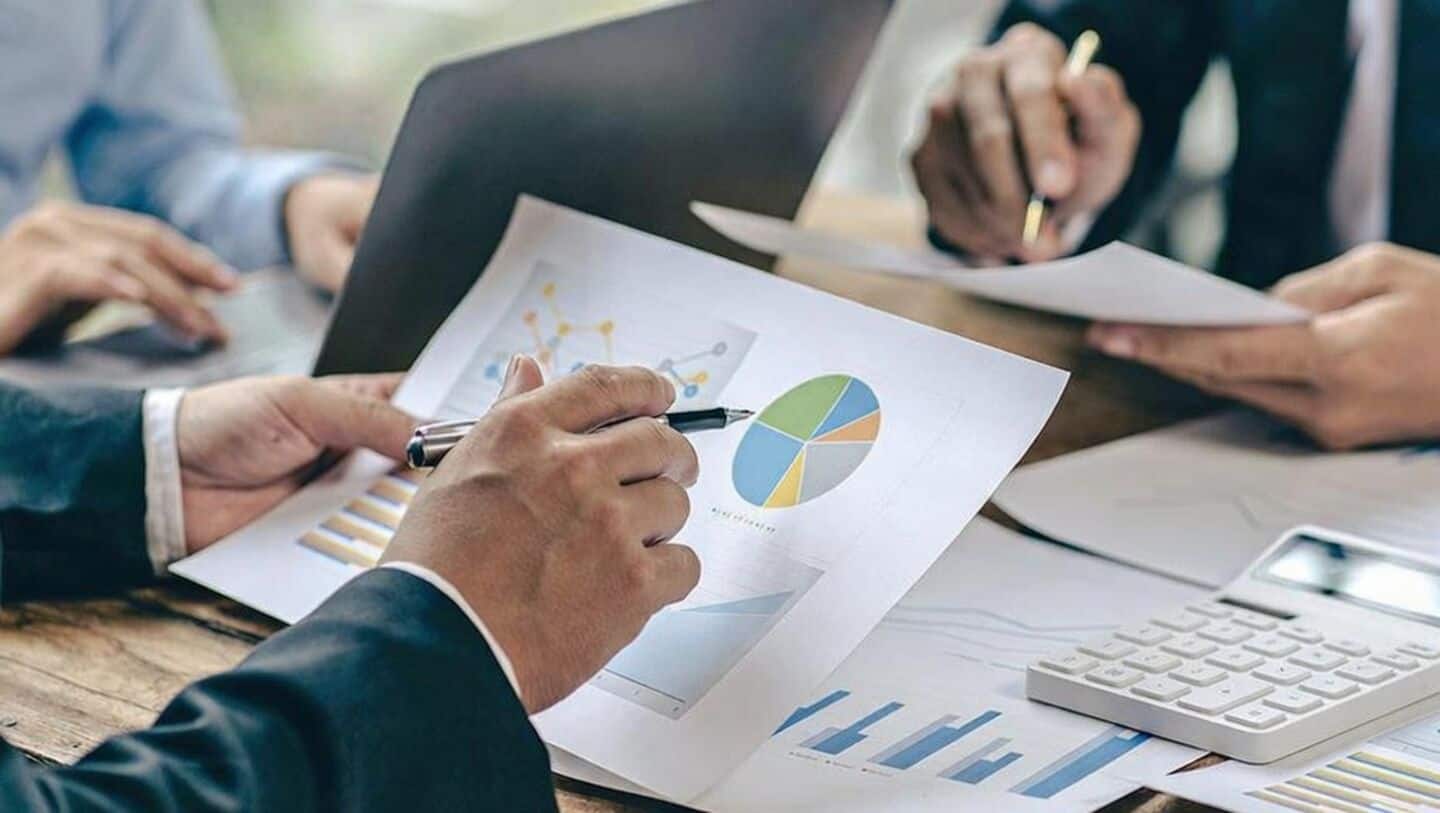 Asian stocks slip after rally as MSCI index falls 0.7%