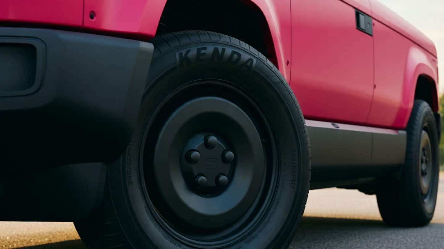 Slate Auto partners with Crayola to offer 5 color wraps