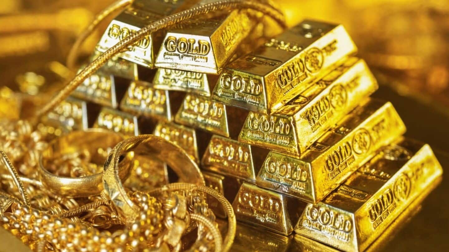 Gold hits highest since mid-May at $4,668 an ounce