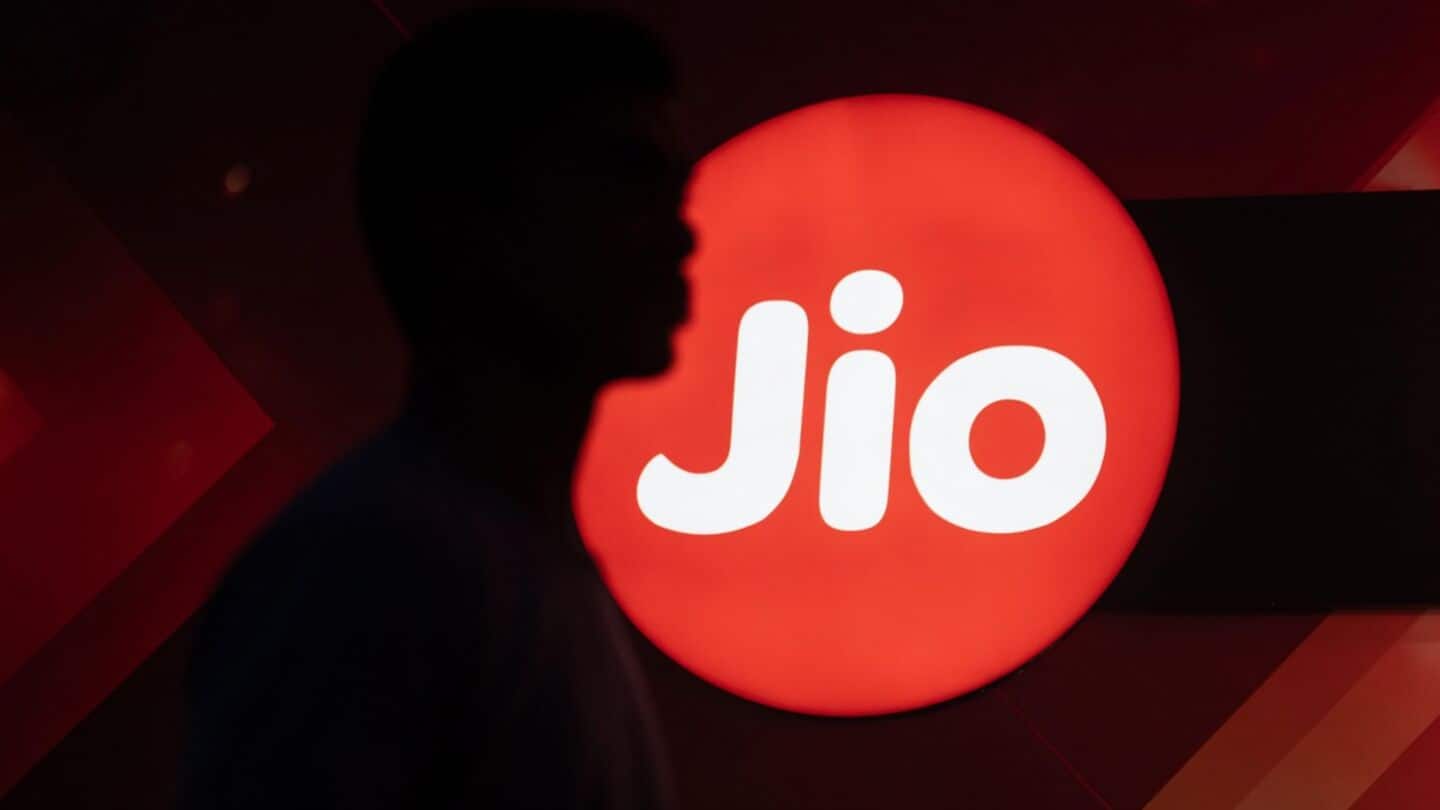 Jio unveils tiered RCS pricing in India, Apple challenges WhatsApp