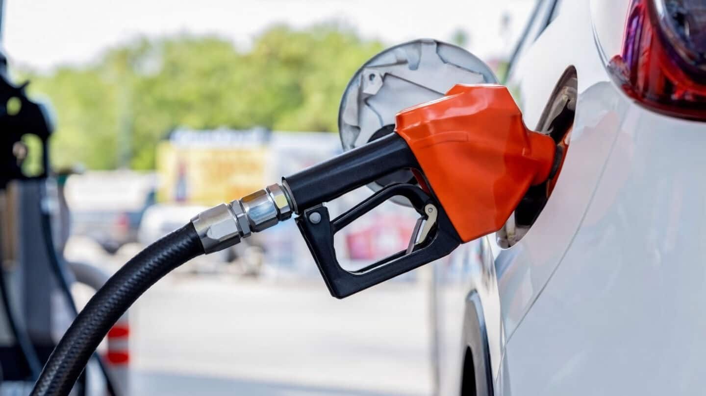 Indian government says fuel stocks sufficient, rules out rationing