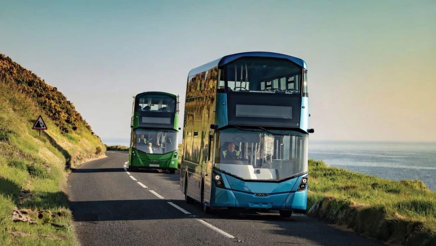 Wrightbus, Queen's University secure up to £250,000 for self-driving busses