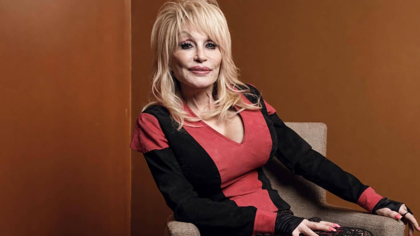 Parton's estate alleges nephew Seaver evaded service with barbed wire